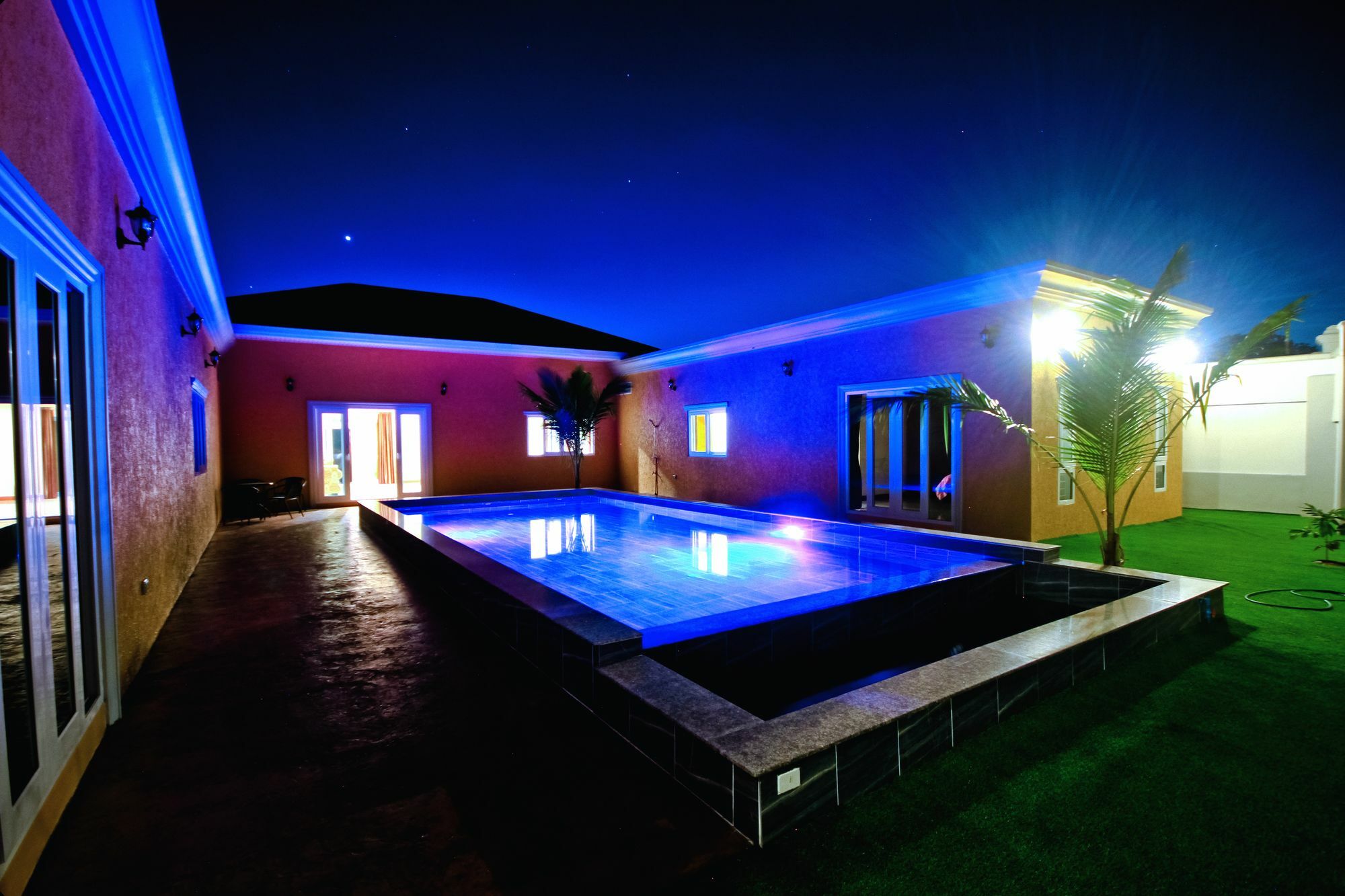 Luxury Pool Villa 3Br 6-8 Persons (Adults Only) Pattaya Exterior photo